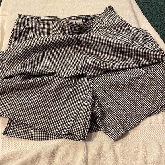 Skort - Picture 4 of 4